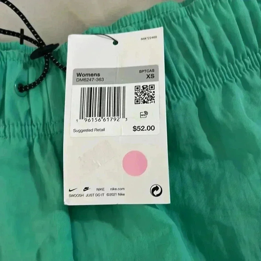 NWT Women’s Nike loose fit high‎ rise shorts size XS - Picture 5 of 6
